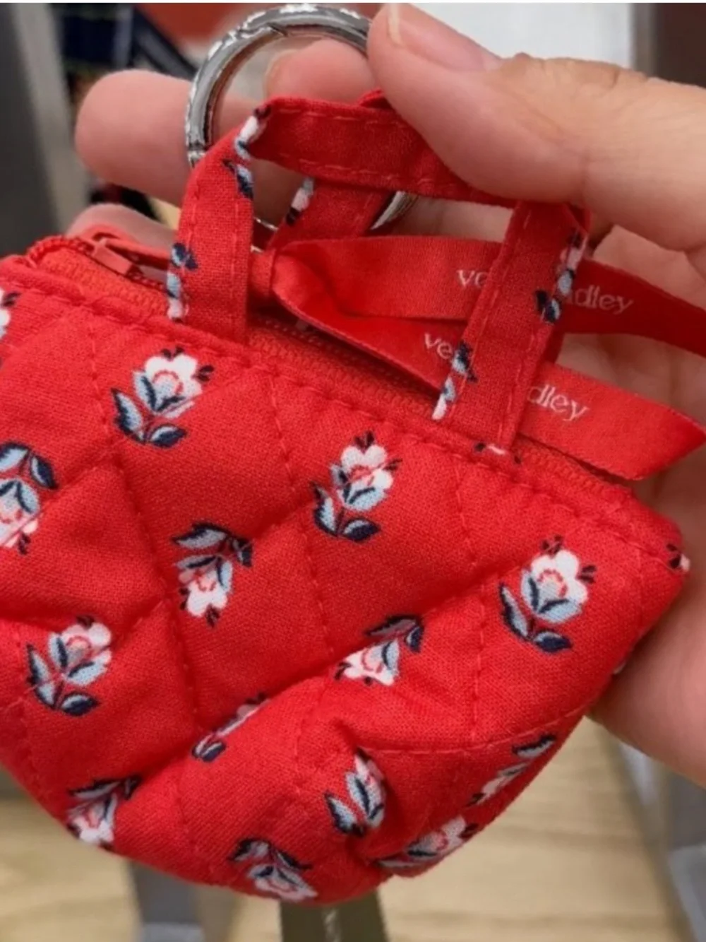 Vera Bradley Hibiscus Bluebell Ditsy Essential Mini Tote Bag Charm - Red